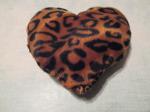 Coussin en forme de cœur peau de léopard velours - Miniature