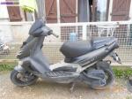 Vend scooter aprilia - Miniature