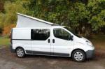 Fourgon aménagé renault trafic, 4 places - Miniature