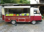 Camion snack frite peugeot j9 - Miniature